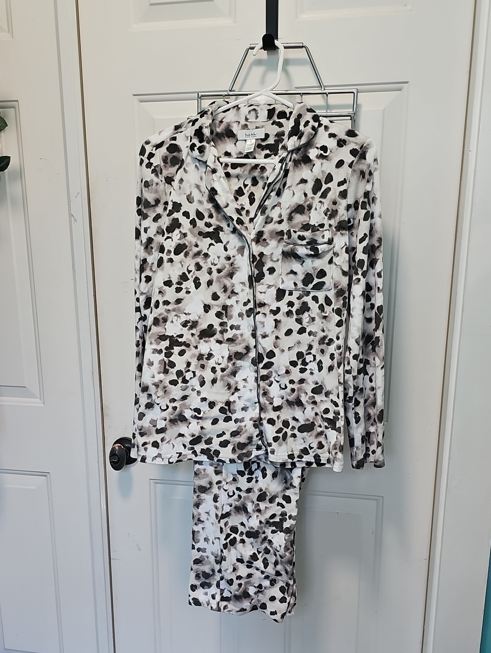 Nicole Miller Women's Animal Print Pajama Set - Black & White. Size S